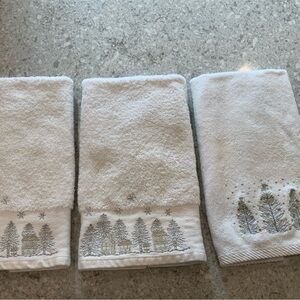 Winter Wonderland Embroidered Bath Towel
